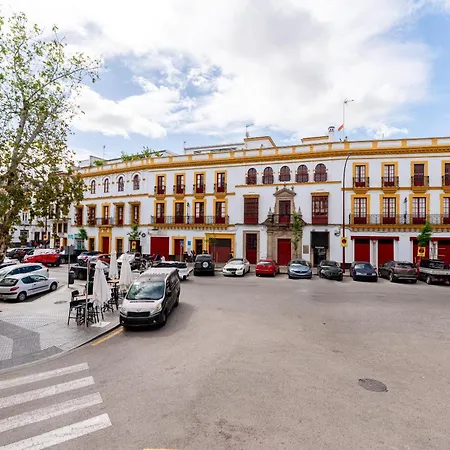 Pyle Centro Junto Catedral * סביליה