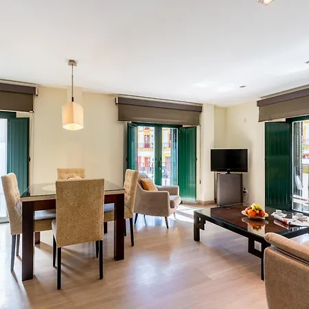 Pyle Centro Junto Catedral *